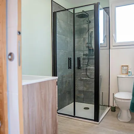 2 A 4 Personnes ,au Coeur Des Volcans Alpstuga Grandeyrolles