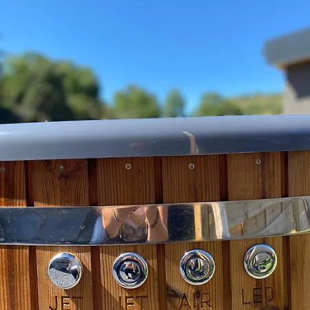 Alpstuga 2 A 4 Personnes ,au Coeur Des Volcans