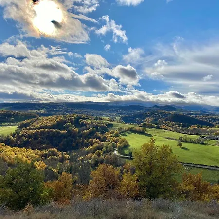2 A 4 Personnes ,au Coeur Des Volcans